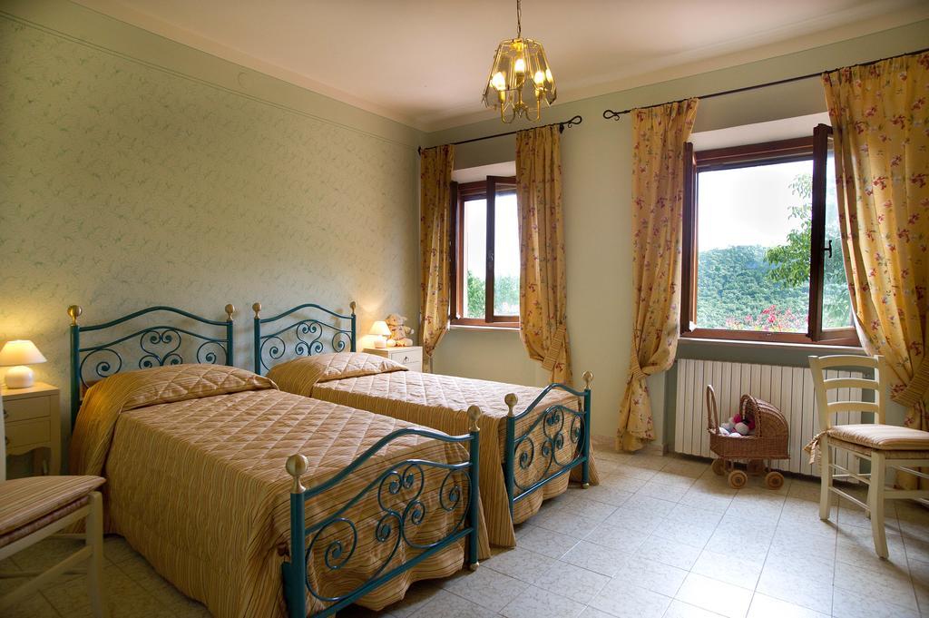 Agriturismo Podere Poggio Ai Cieli San Gimignano Værelse billede