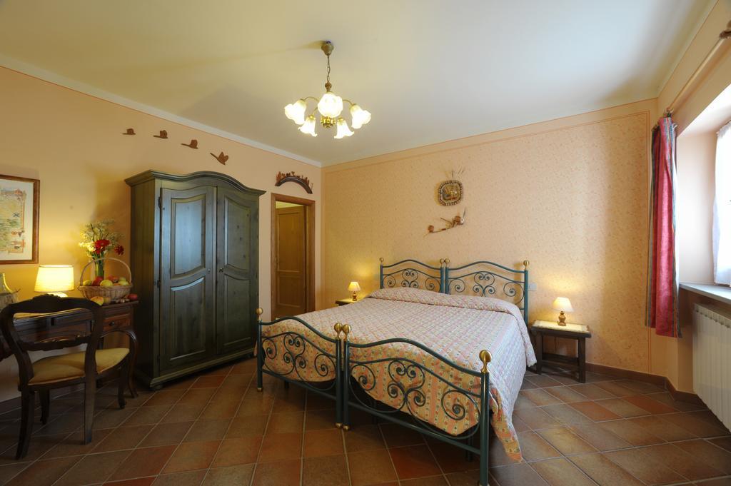 Agriturismo Podere Poggio Ai Cieli San Gimignano Værelse billede